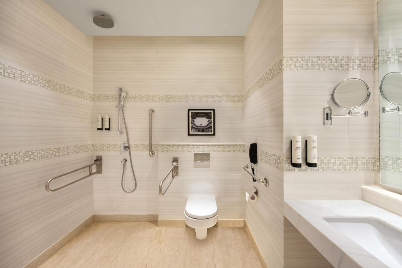 Fairfield By Marriott Agra Hotel Agra  Exterior photo